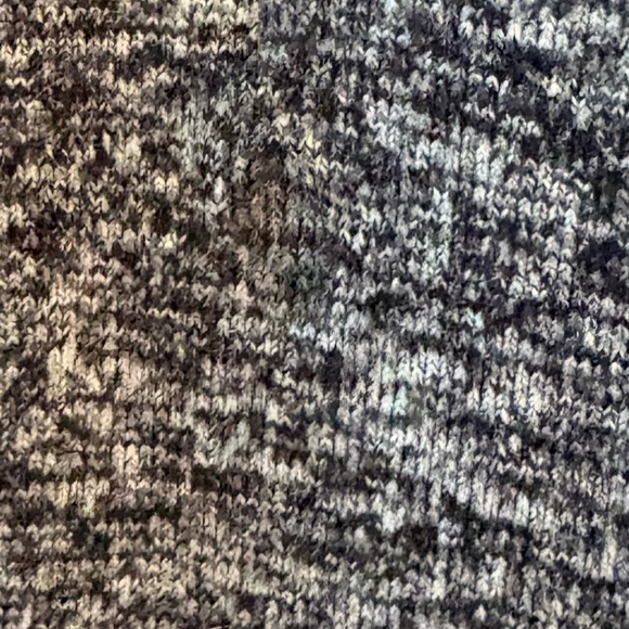 Lululemon wunder under heathered black size 8 28” inseam - Picture 7 of 9